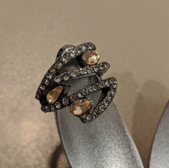 🦄2 for $15🦄 Cute Ring - Picture 2 of 4